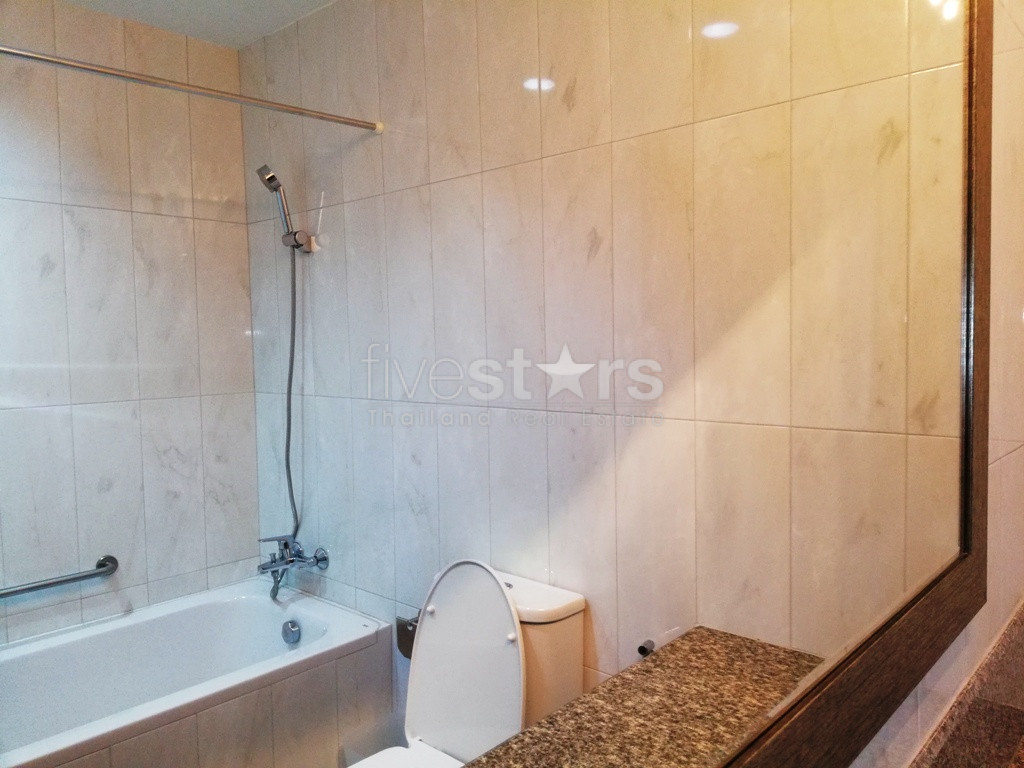 Appartement de 3 chambres à louer près du BTS Phromphong, photo 19