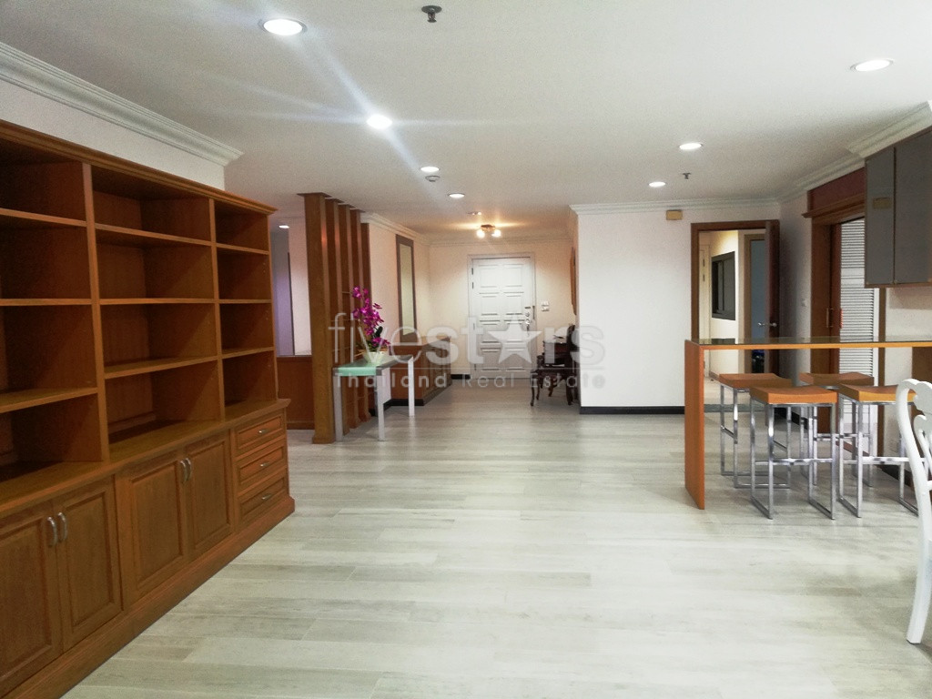Appartement de 3 chambres à louer près du BTS Phromphong, photo 8