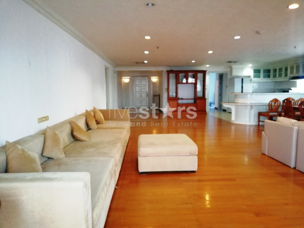 Appartement spacieux de 3 chambres à louer près du BTS Phromphong, photo 3