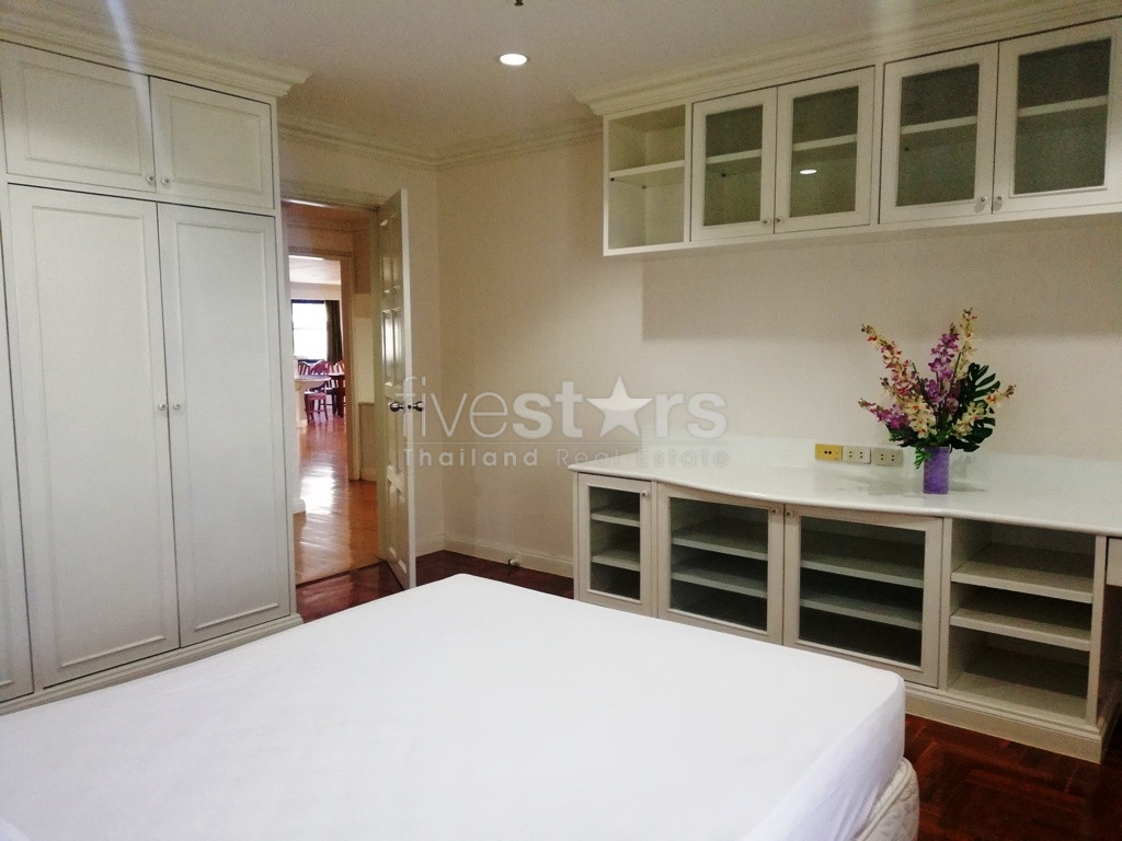 Appartement spacieux de 3 chambres à louer près du BTS Phromphong, photo 10