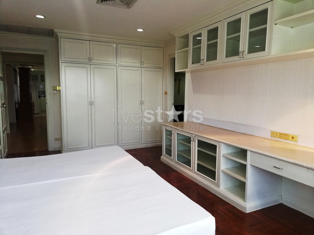 Appartement spacieux de 3 chambres à louer près du BTS Phromphong, photo 9