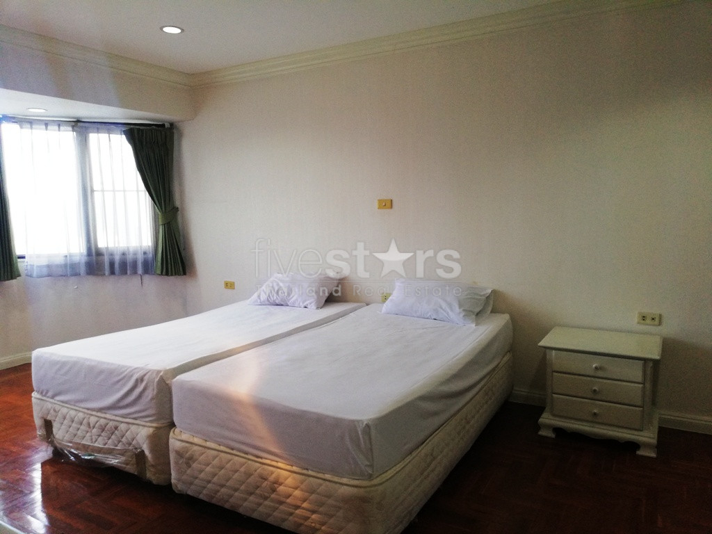 Appartement spacieux de 3 chambres à louer près du BTS Phromphong, photo 12