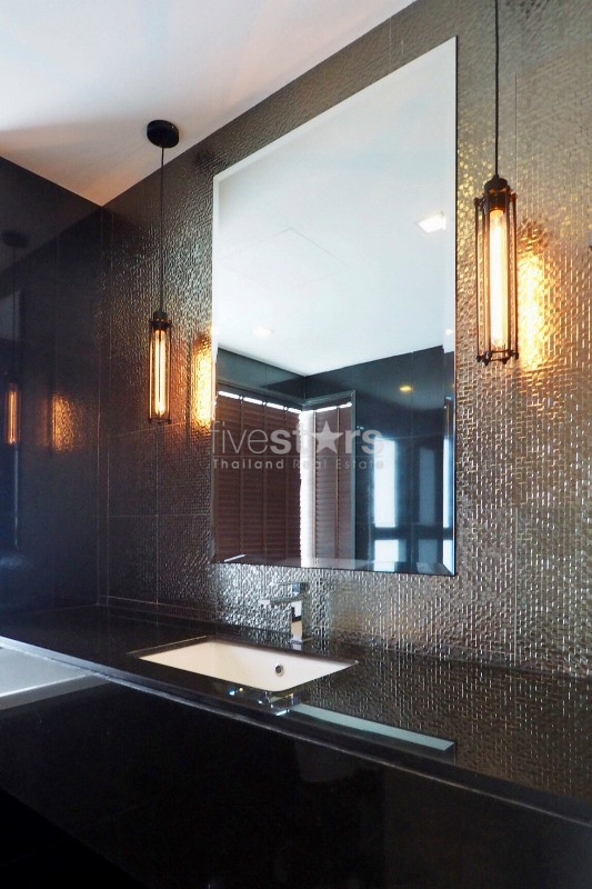 Modern 2 bedrooms for rent near BTS Thonglor, photo 17