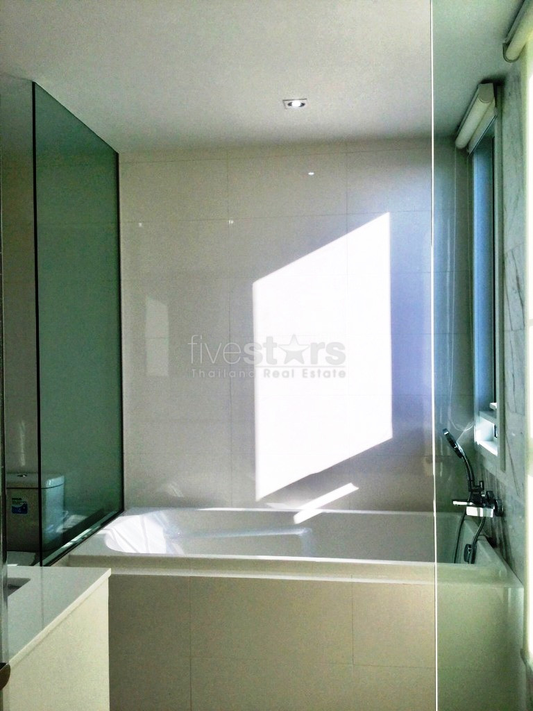 Modern 2 bedrooms condo for rent in Thonglor, photo 12