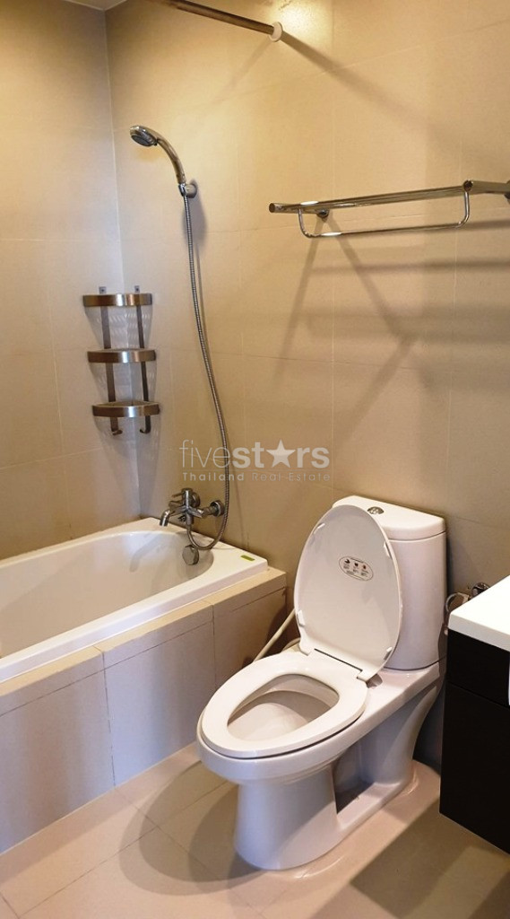 1 bedroom condo for rent in Thonglor, photo 9