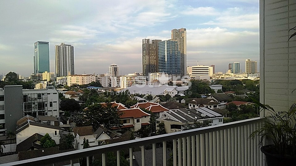 Grand condo 2 chambres à louer à Thonglor, photo 11