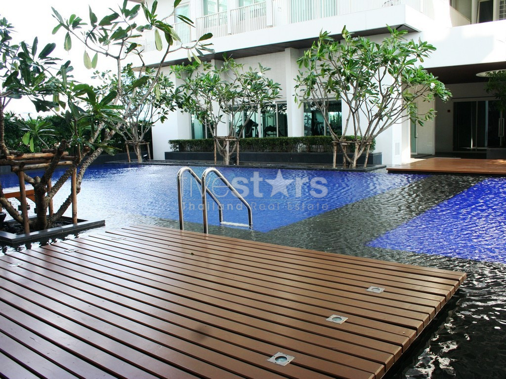 Grand condo 2 chambres à louer à Thonglor, photo 14