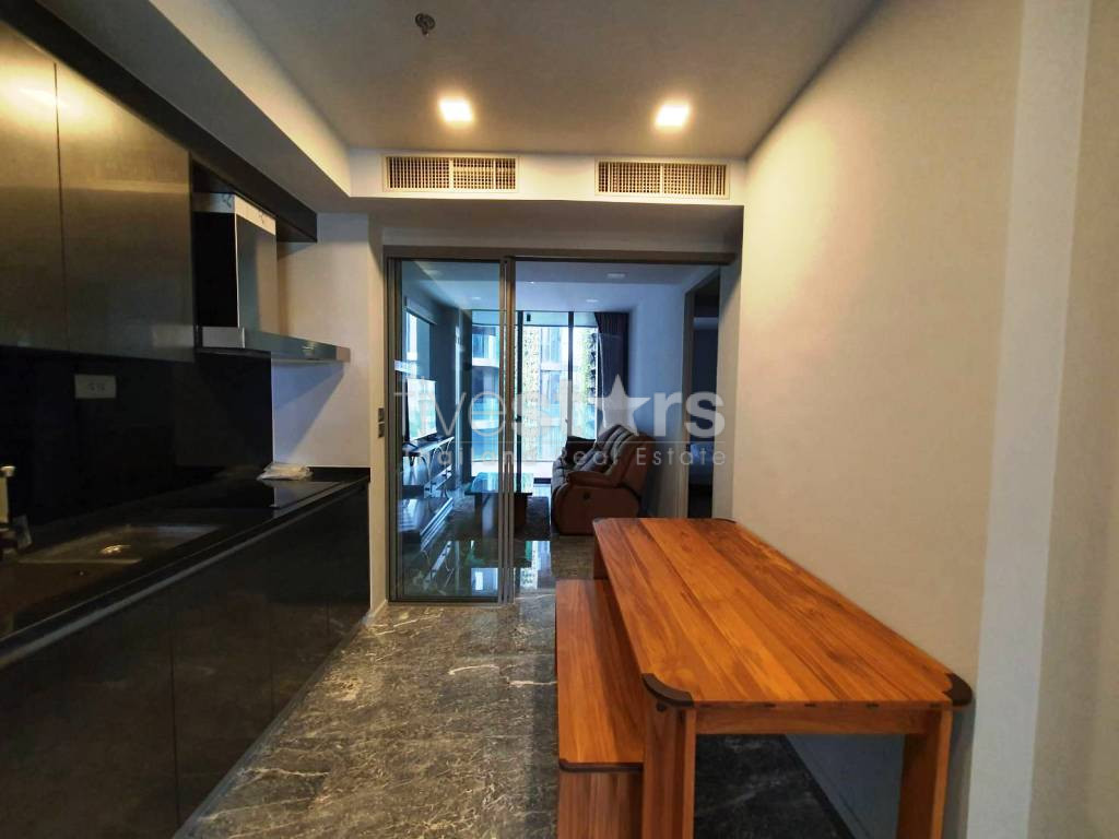 Condo neuf de 2 chambres à louer à Phromphong, photo 2
