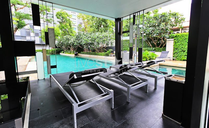 Corner unit 2 bedrooms condo for rent in Thonglor, photo 21