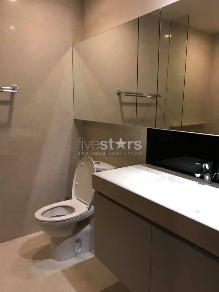 Corner unit 2 bedrooms condo for rent in Thonglor, photo 17