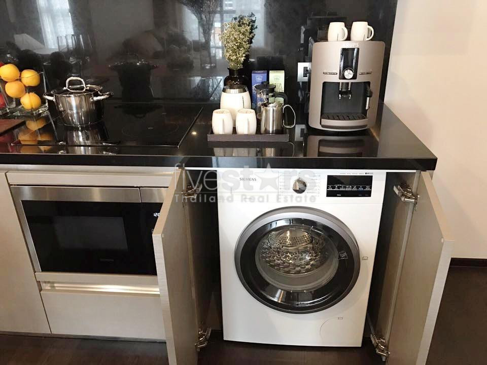 Modern 2 bedrooms condo for rent close to BTS Phromphong, photo 7