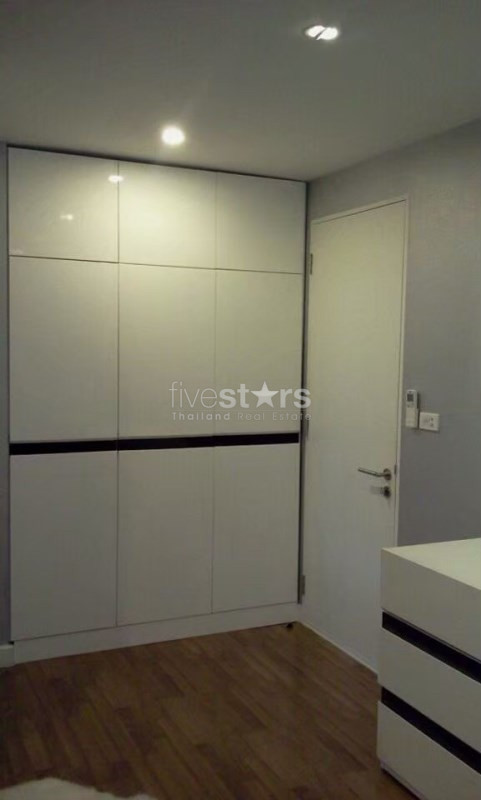 Appartement de 2 chambres à vendre près du BTS Thonglor, photo 9