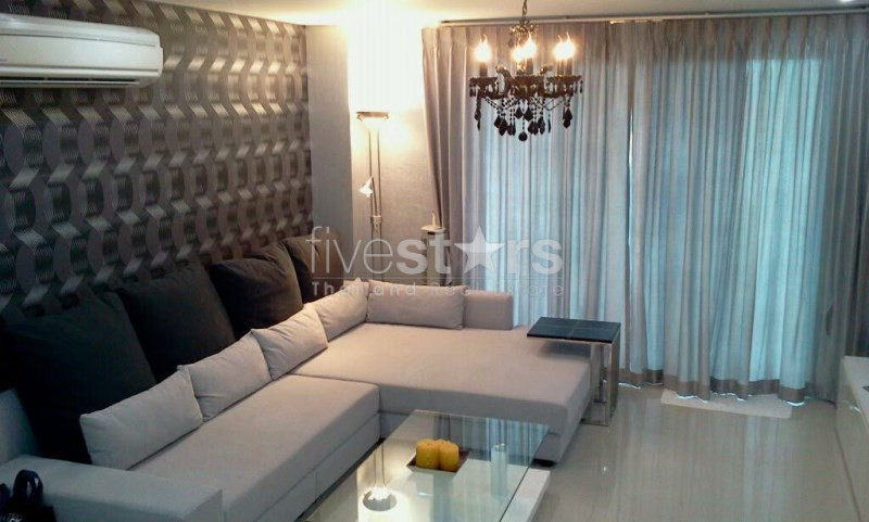 Appartement de 2 chambres à vendre près du BTS Thonglor