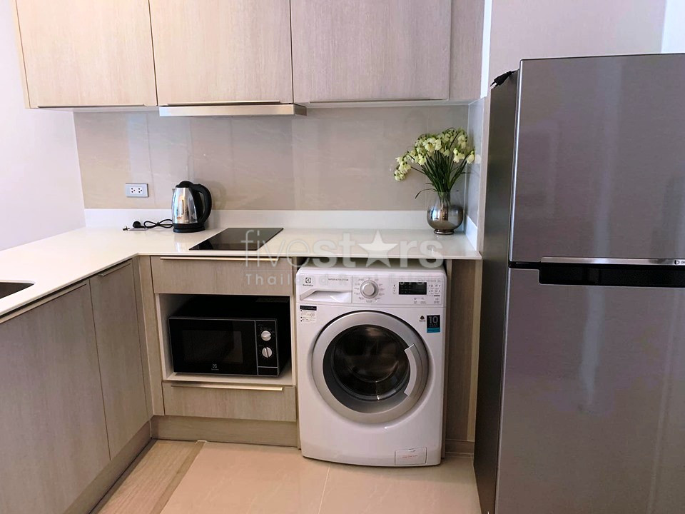 Appartement neuf de 2 chambres à louer près du BTS Thonglor, photo 4