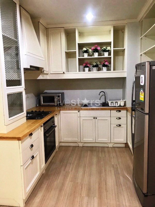 2 bedrooms condo for rent close to BTS Phrompong, photo 6