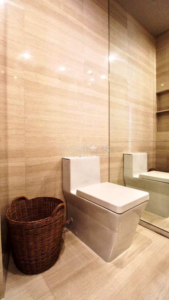 Modern condo 2 bedrooms for sale close to BTS Phromphong, photo 19