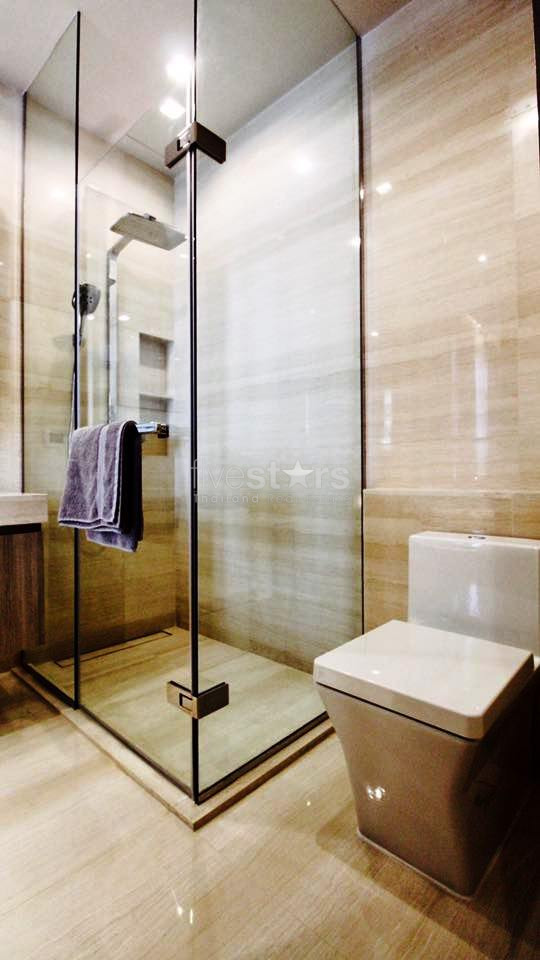Modern condo 2 bedrooms for sale close to BTS Phromphong, photo 17