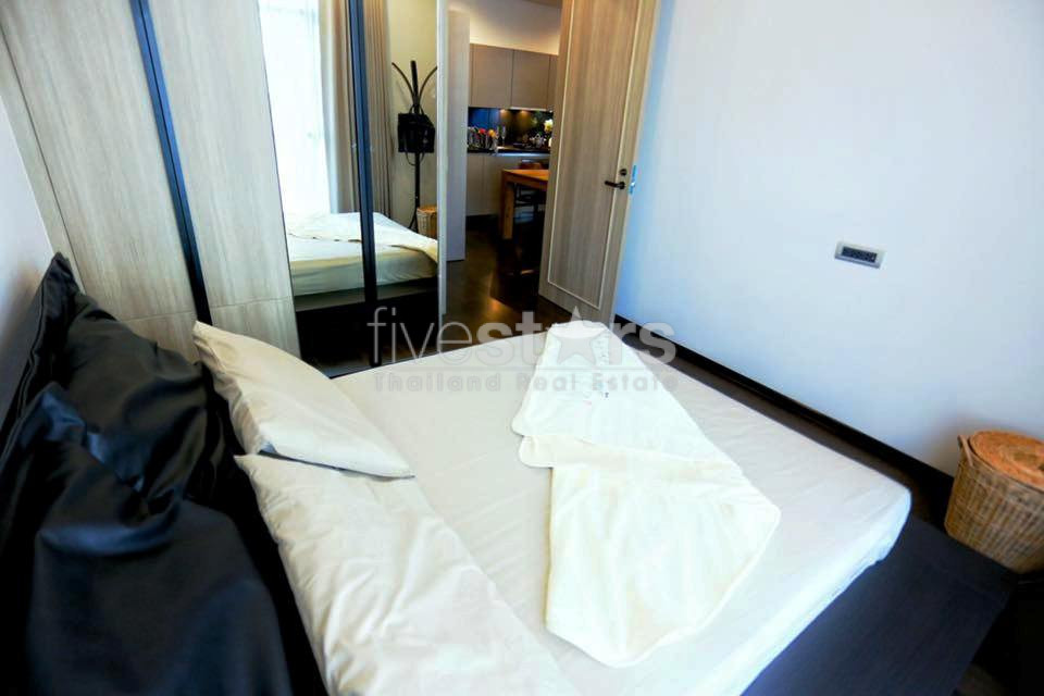 Modern condo 2 bedrooms for sale close to BTS Phromphong, photo 14