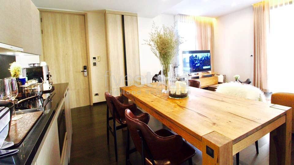 Modern condo 2 bedrooms for sale close to BTS Phromphong, photo 4