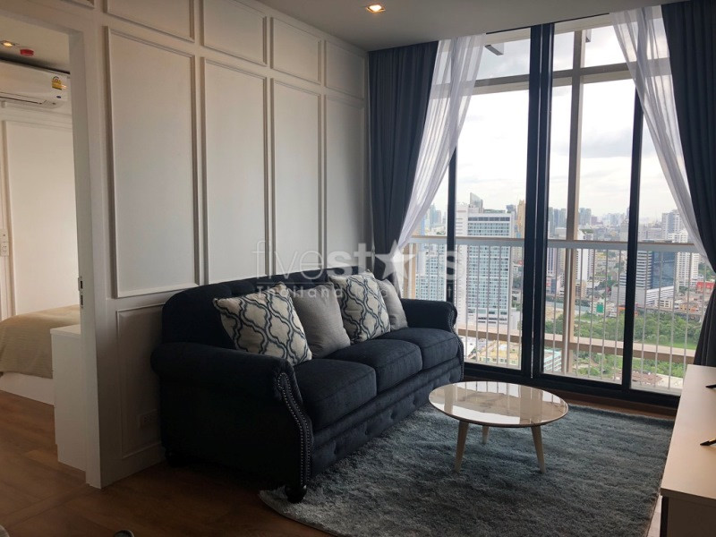 Appartement à distance de marche du BTS Phrom Phong