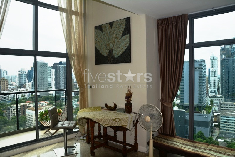 Appartement de type duplex avec 2 chambres à 200m du BTS Thonglor, photo 15