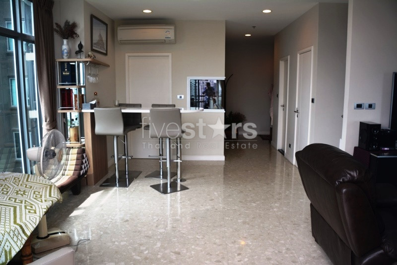 Appartement de type duplex avec 2 chambres à 200m du BTS Thonglor, photo 13