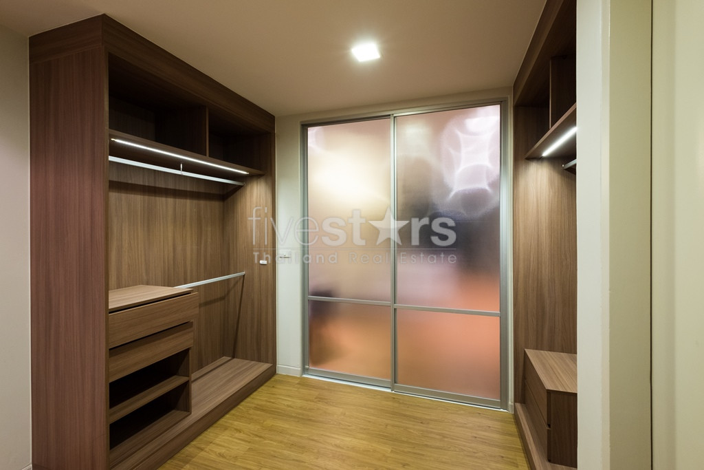 Appartement spacieux avec 2 chambres à proximité de Emporium, photo 5