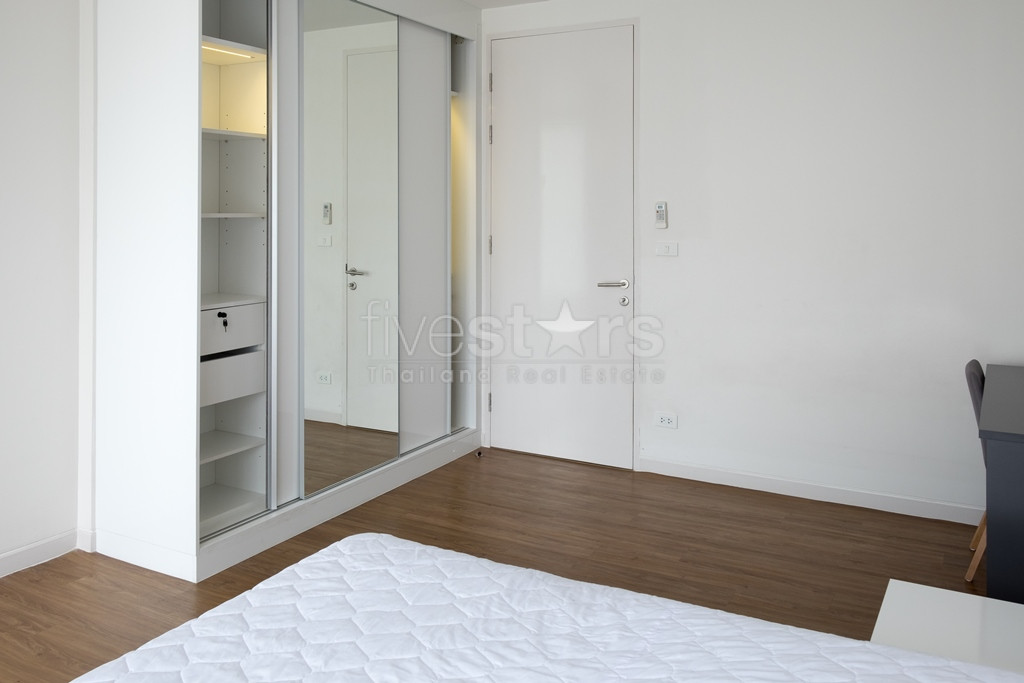 Appartement spacieux avec 2 chambres à proximité de Emporium, photo 7