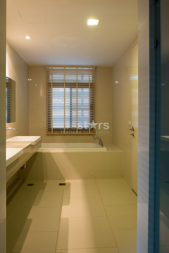 Appartement spacieux avec 2 chambres à proximité de Emporium, photo 8