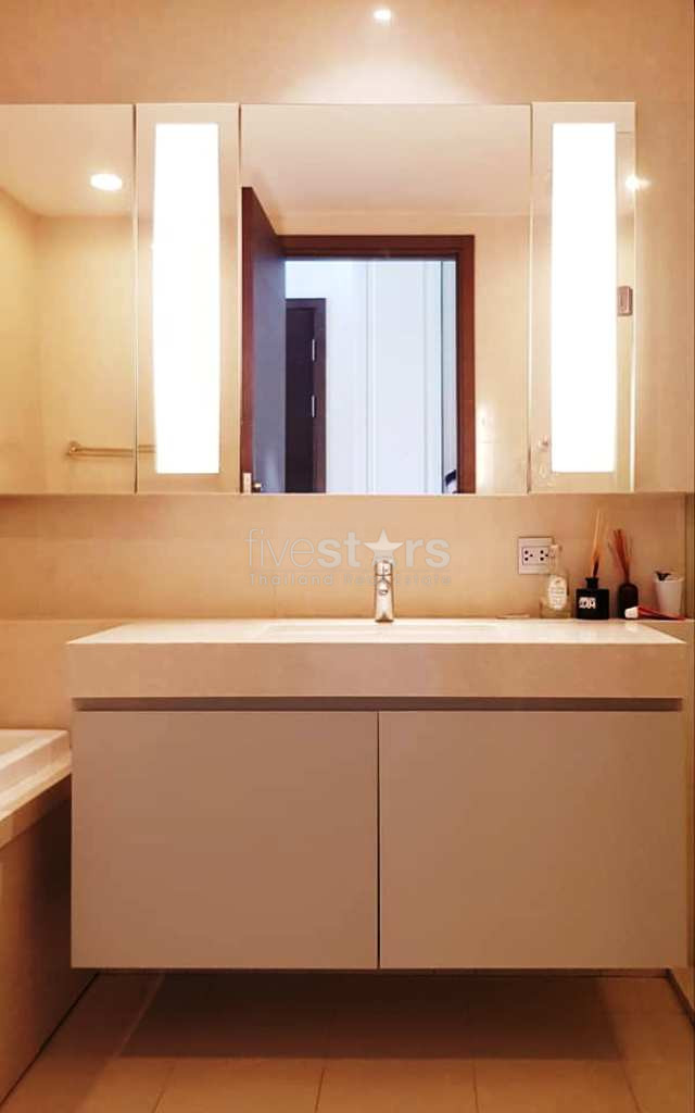 Appartement récemment rénové de 2 chambres à louer à Thonglor, photo 4