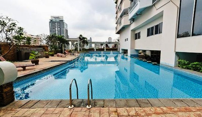 2 bedrooms condo for rent in Sukhumvit area