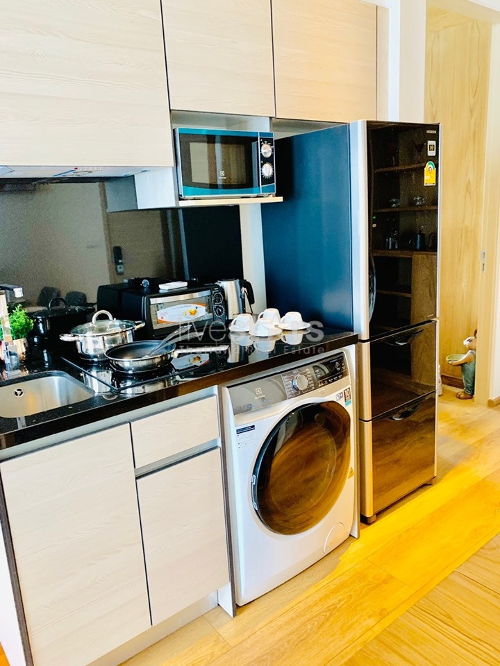 High floor unit 2 bedrooms condo for rent near BTS Phromphong, photo 11