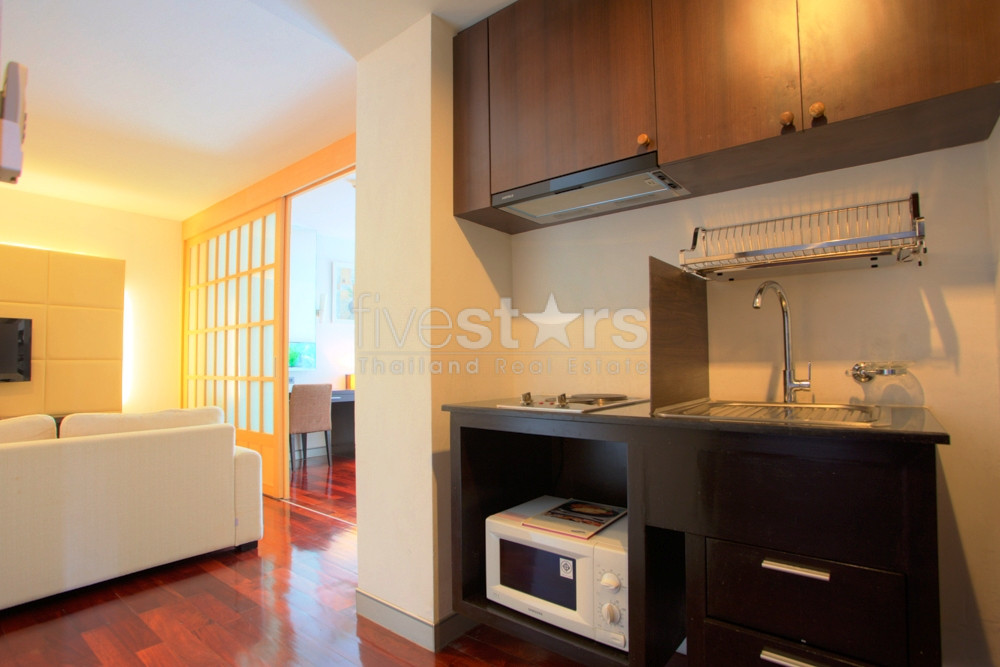 Appartement luxueux d'une chambre à louer près du BTS Phromphong, photo 5
