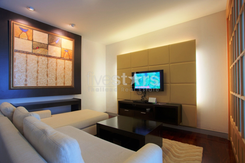 Appartement luxueux d'une chambre à louer près du BTS Phromphong