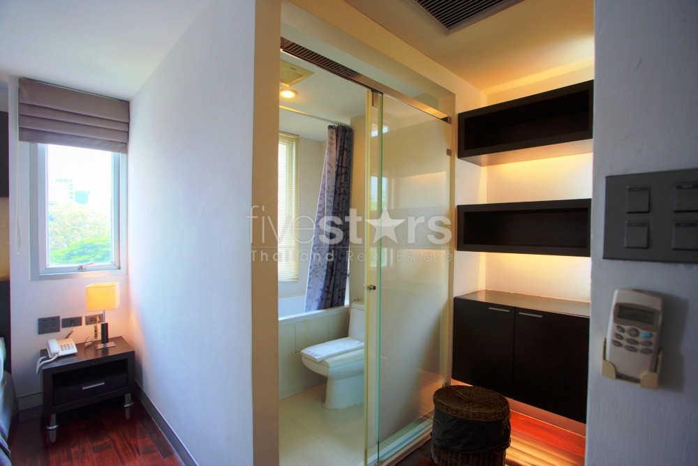 Appartement luxueux d'une chambre à louer près du BTS Phromphong, photo 14
