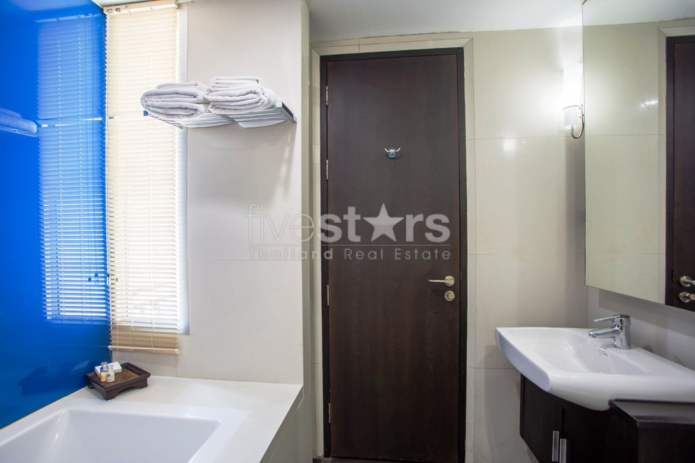 Appartement luxueux de 2 chambres à louer près du BTS Phromphong, photo 18