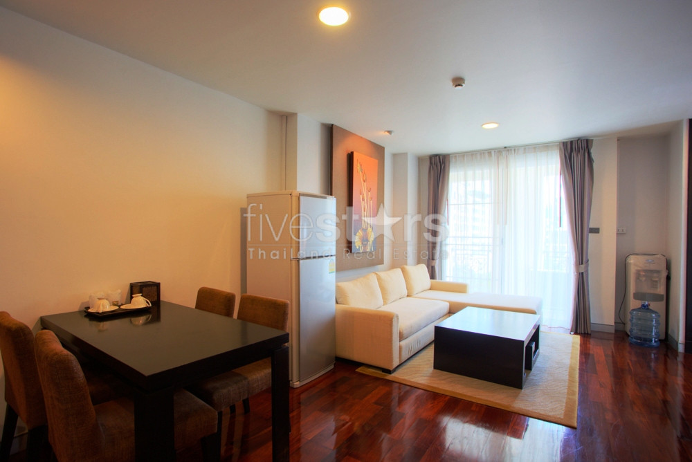 Luxury service apartment 2 bedrooms for rent in Sukhumvit