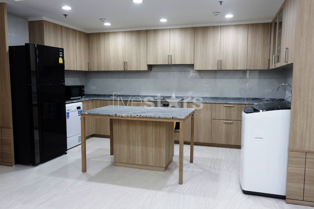 Appartement de 3 chambres à louer proche du BTS Phromphong, photo 6