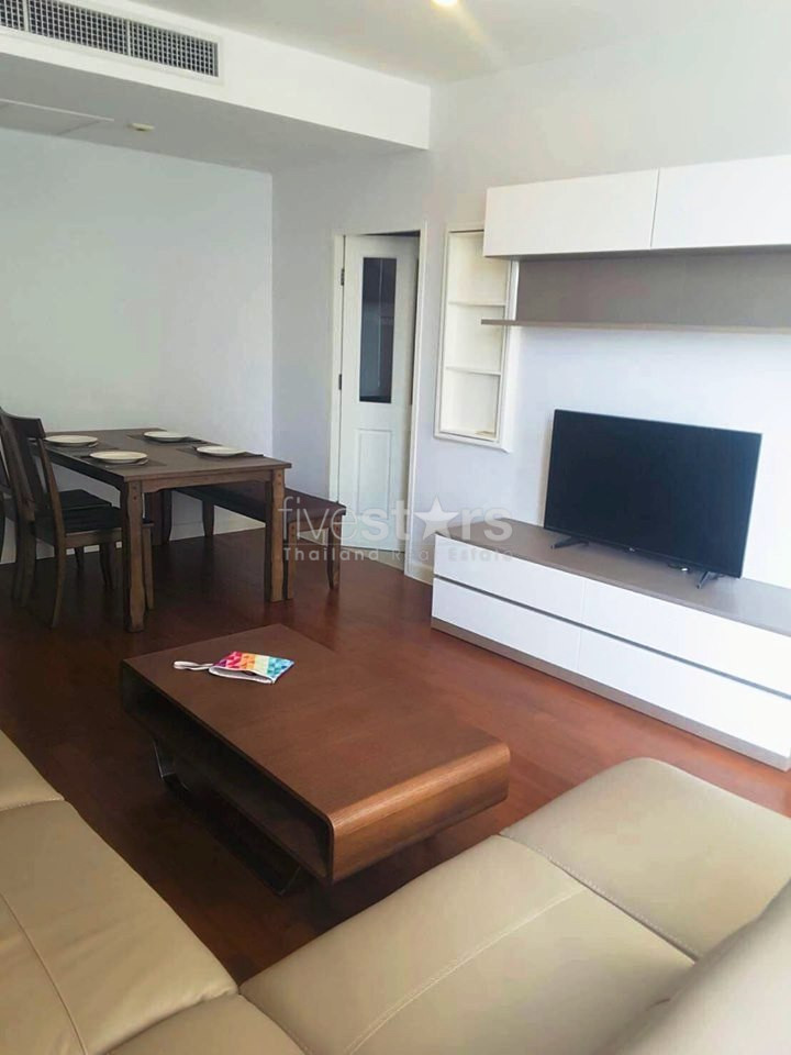 Appartement d'une chambre à louer près de la station de BTS Phromphong, photo 2