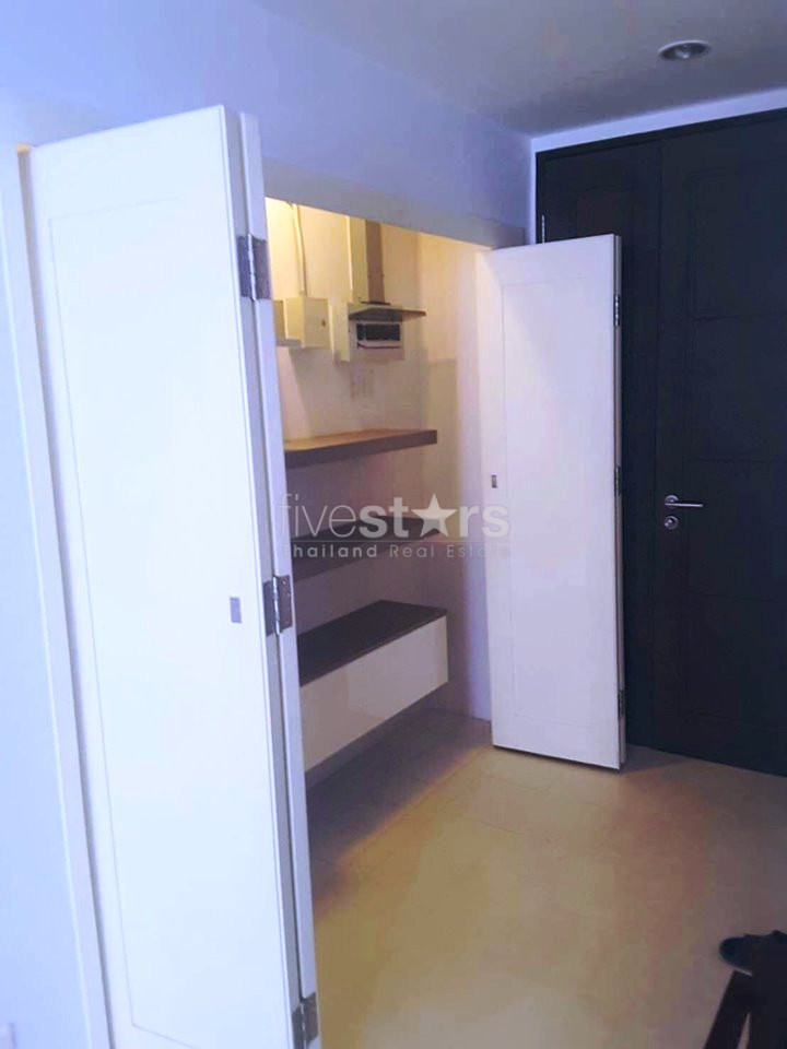 Appartement d'une chambre à louer près de la station de BTS Phromphong, photo 5