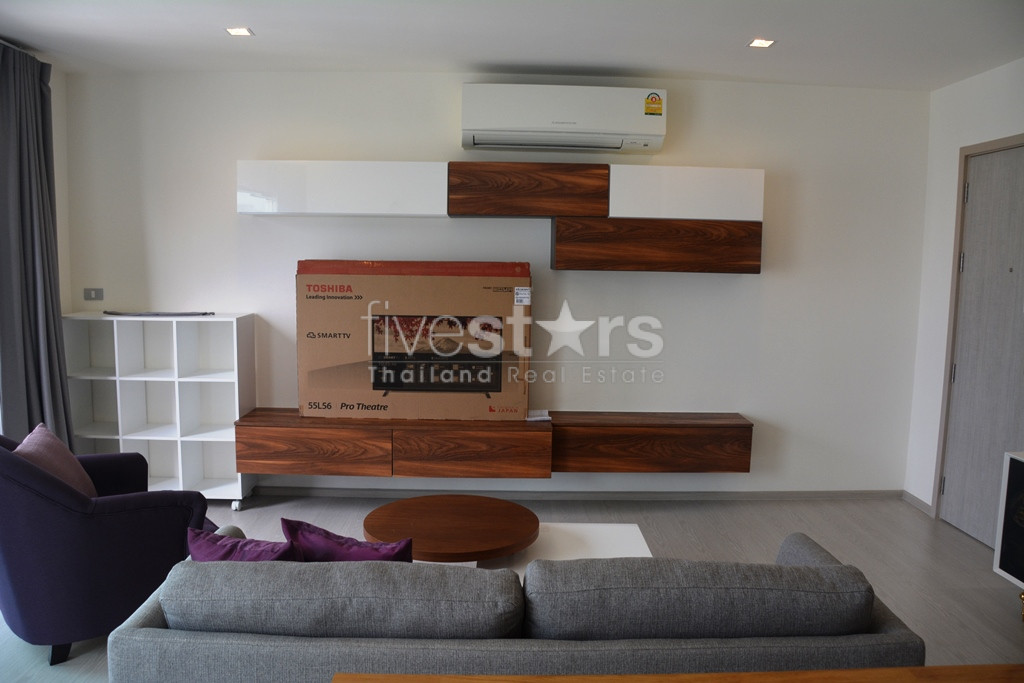 Appartement 2 chambres en étage élevé à vendre proche BTS Thonglor, photo 10
