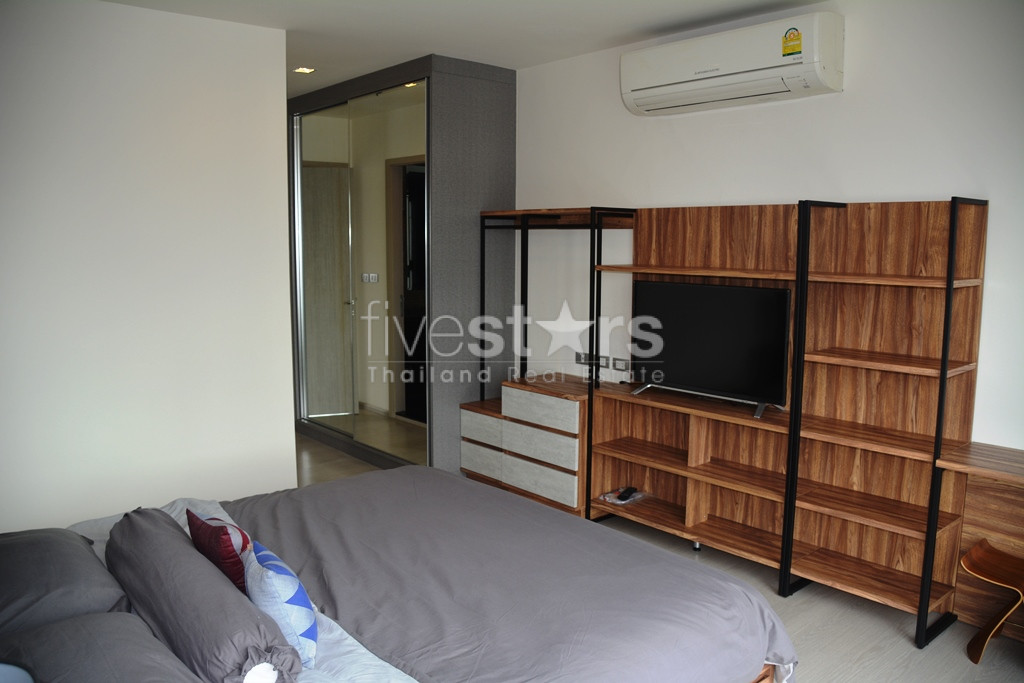 Appartement 2 chambres haut en étage à 500m du BTS Thonglor, photo 13