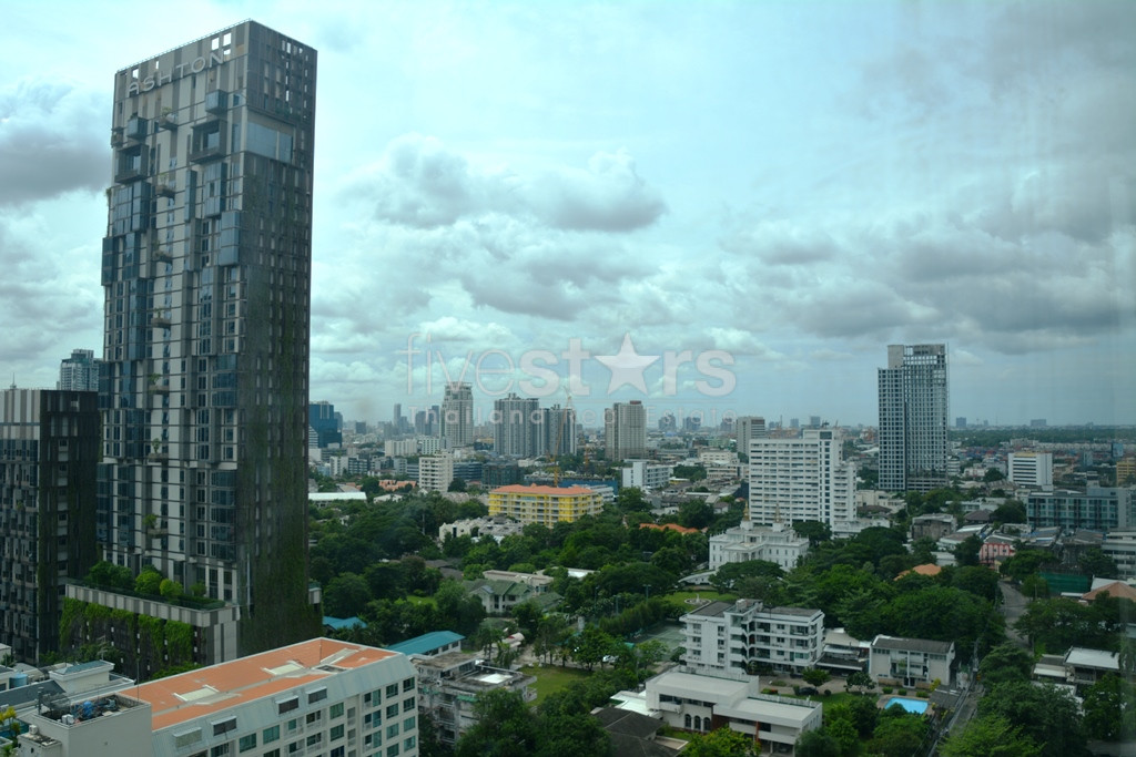 Appartement 2 chambres haut en étage à 500m du BTS Thonglor, photo 3