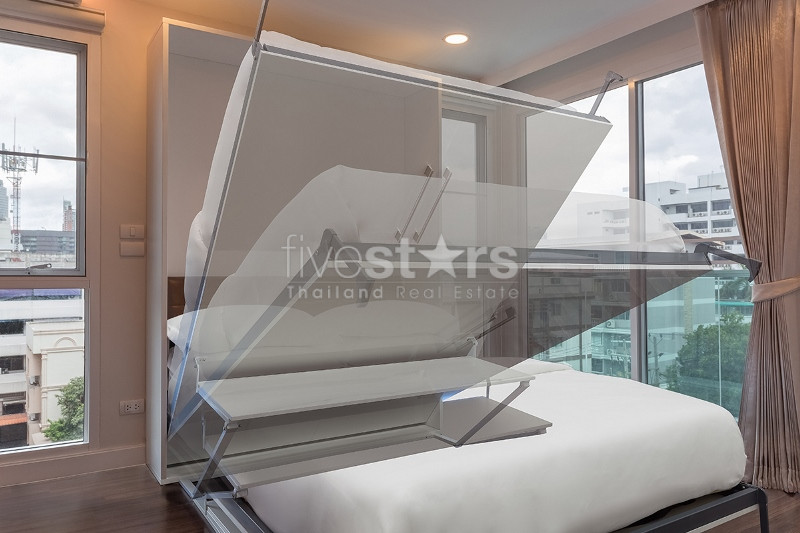 Appartement moderne de 2 chambres à louer près de la station de BTS Phrompong, photo 4