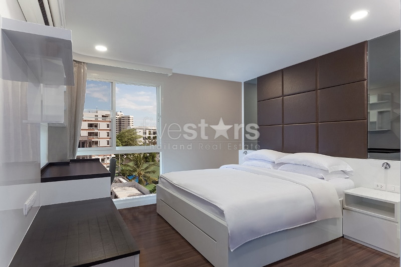 Appartement de 3 chambres à louer près de la station de BTS Phrompong, photo 5
