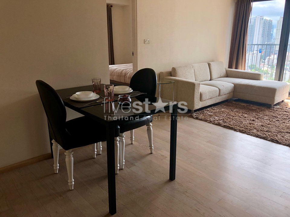 1 bedroom condo for rent close to BTS Thonglor