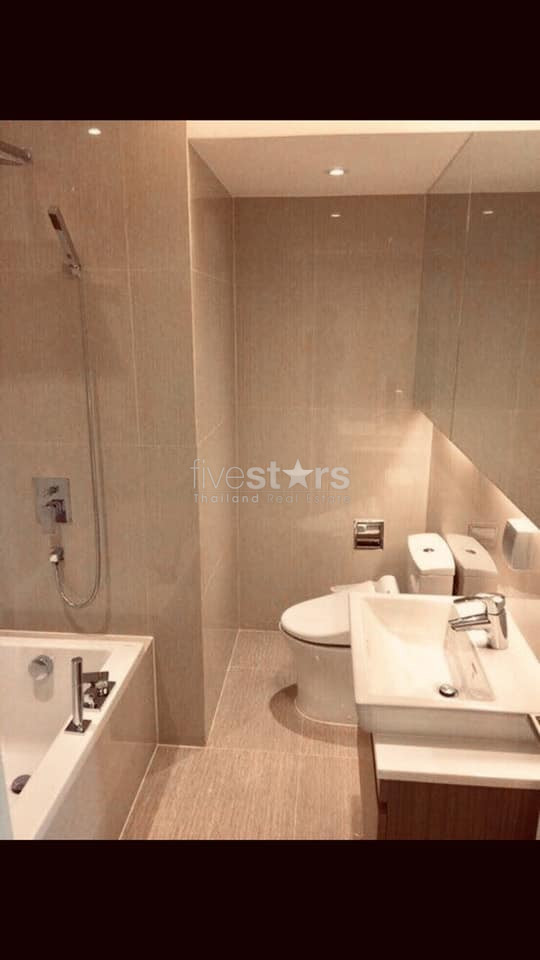 1 bedroom condo for rent near BTS Phromphong, photo 6