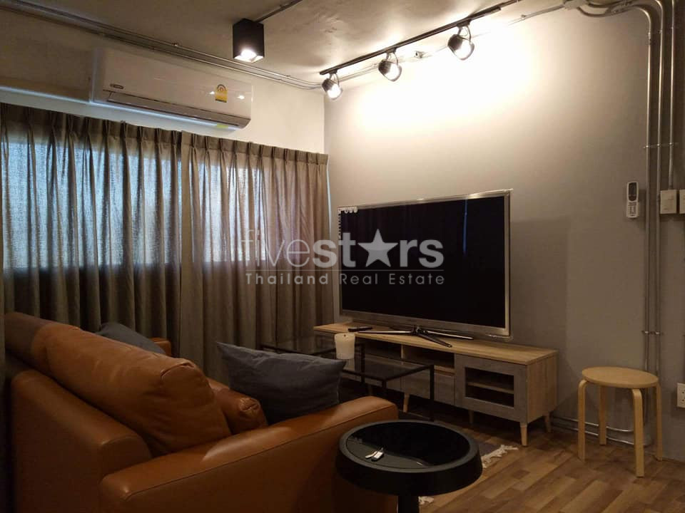 Appartement en Duplex style loft de 2 chambres à louer à Thonglor, photo 3