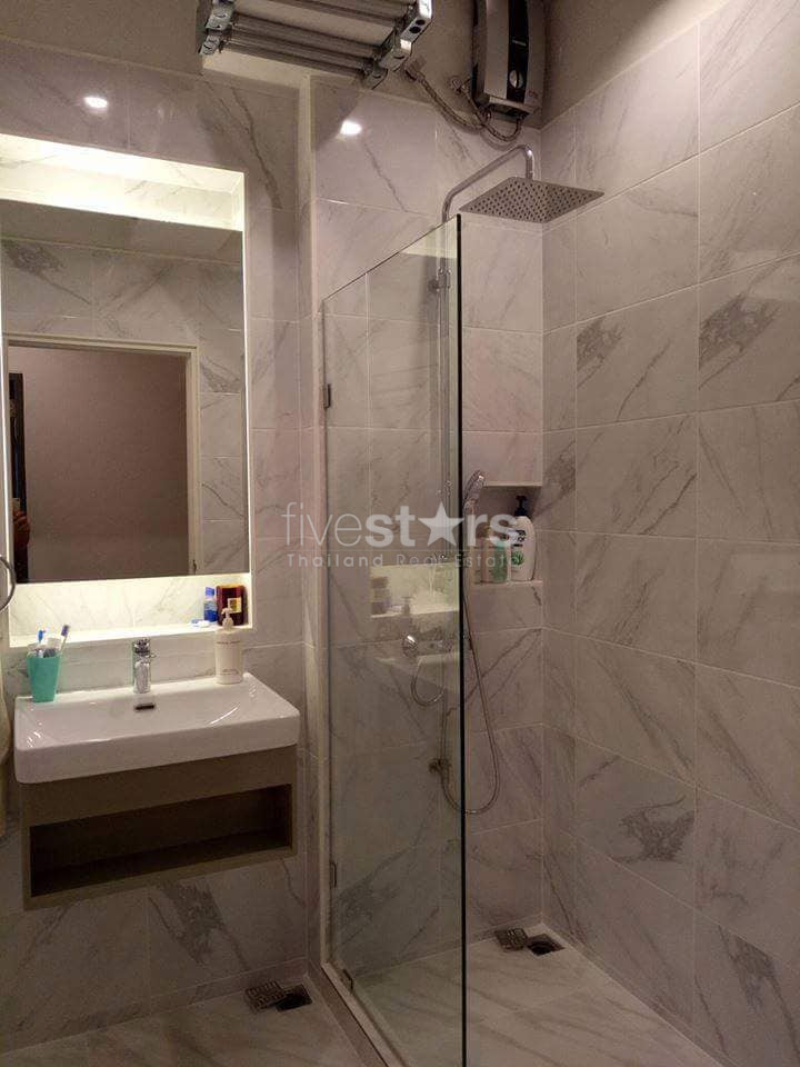 Appartement en Duplex style loft de 2 chambres à louer à Thonglor, photo 19