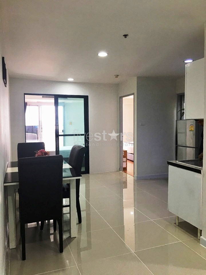 2 bedrooms condo for rent in Sukhumvit, photo 3